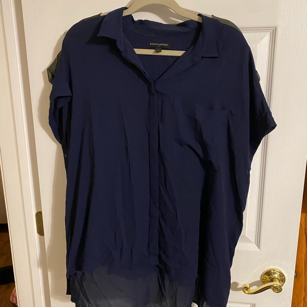 Banana Republic navy blue blouse - L